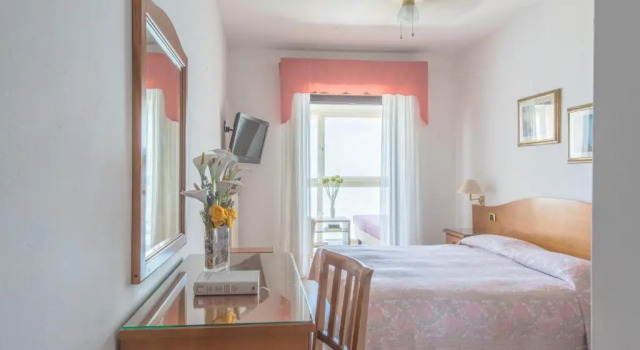 Двухместный номер Standard с видом на озеро Village Hotel Lucia
