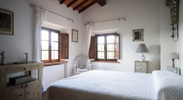 Tuscany Villa With Breathtaking View, Забронировать Вилла Коттеджи Чивителла-ин-Валь-ди-Кьяна, Коттедж