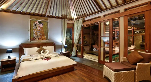 Вилла The Kampung Ubud Villa