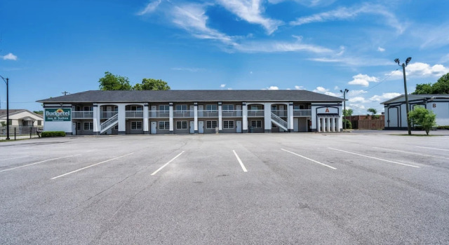 Budgetel Inn and Suite