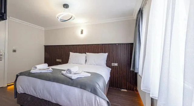 Ilyada Hotel, Забронировать Отель Стамбул Мраморноморский регион, рядом с Станция метро «Таксим» — Выход к парку Гези
