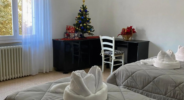 Casa Vacanza Lilia vicino la Stazione e Caserma, Book Hotel Hotels in Foligno with Parking, Parking