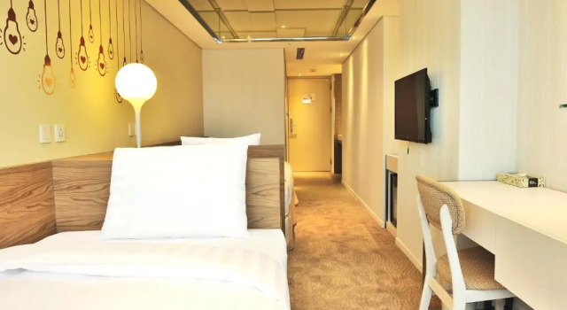 Двухместный номер Superior с видом на город Green World Hotel - Zhonghua