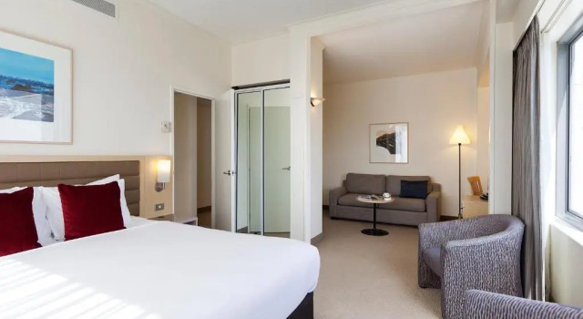Двухместный полулюкс с видом на озеро Novotel Rotorua Lakeside