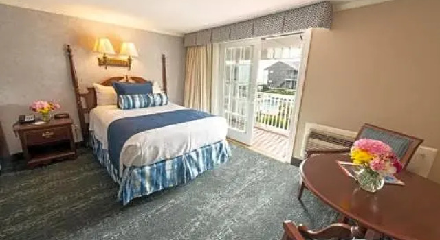 Номер Standard с видом на океан Riviera Beach Resort