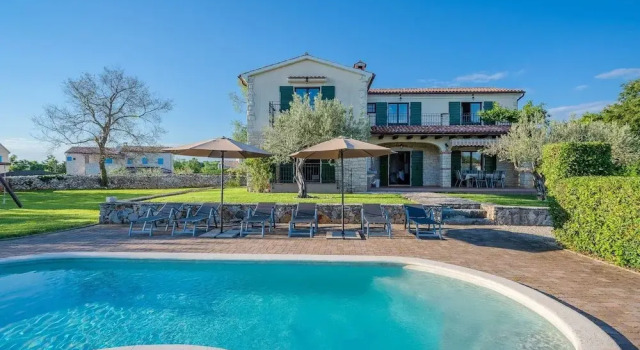Вилла Villa in Tinjan with swimming pool
