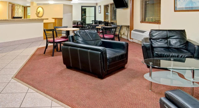 Magnuson Hotel El Paso West, Rezerwuj Hotel Hotele w El Paso z parkingiem, Parking