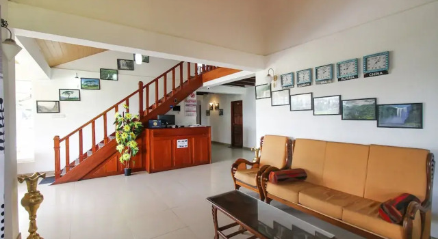 OYO 529 Thilina Hotel & Restaurant