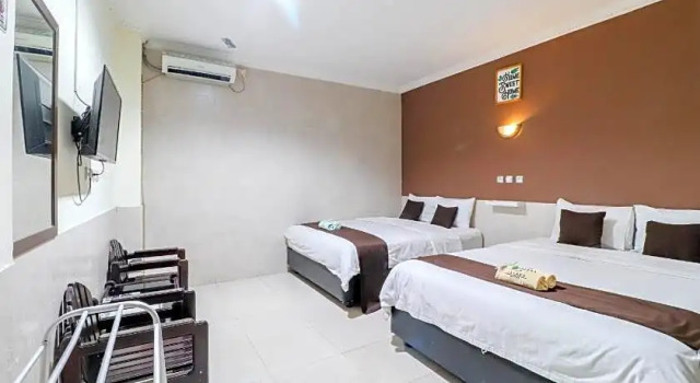 Hotel Safara Yogyakarta, Book Hotel Hotels in Umbulharjo with Parking, Parking