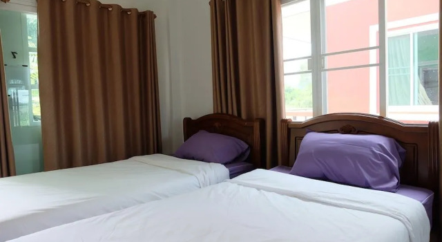 Poon Poon Resort, Забронировать Курортный отель  