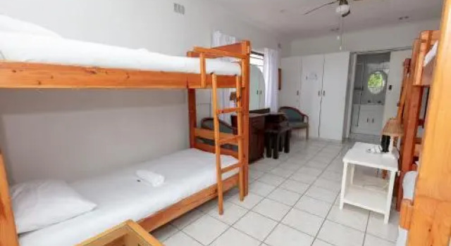Nothando Backpackers Lodge, Забронировать Отель Плеттенберг-Бей Найсна