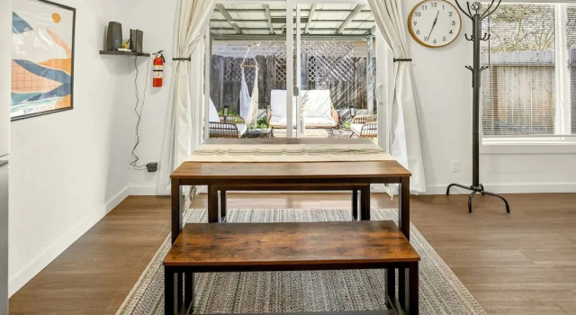 Basecamp GP- Private Unit in Quiet Duplex Near Downtown, Buchen Sie Ferienhaus Grants Pass Applegate Valley