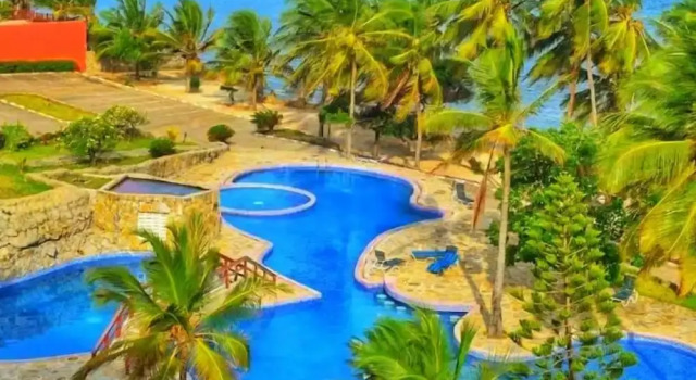 Shanzu Oceanfront Apartments, Book Apartment Hotels in Coast Region with Parking, Parking