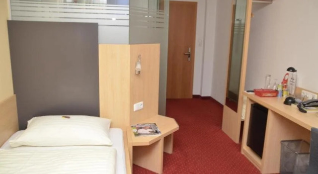 Hotel-garni Schwarzer Bär, Book Hotel Kirchdorf an der Krems Upper Austria