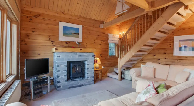 Pleasant Holiday Home in Little Petherick near Padstow