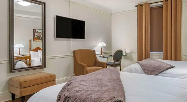 Четырёхместный люкс The Fort Garry Hotel, Spa and Conference Centre, an Ascend Collection Hotel