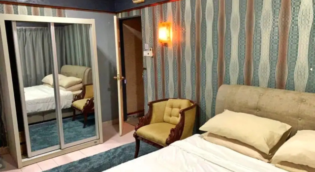 OYO 90455 Zz Hotel, Rezervovat Hotel Hotely v Kuantan s parkováním, Parkování