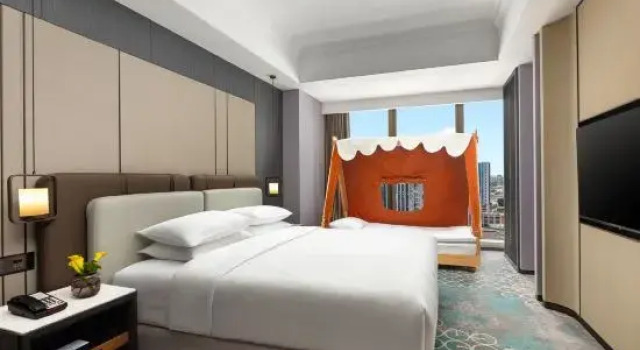 Трёхместный люкс HUALUXE Handan by IHG