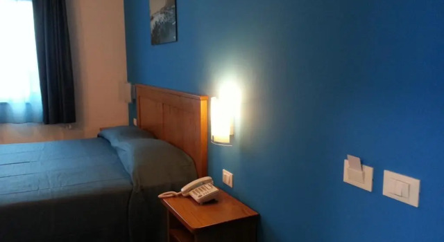 Двухместный номер Standard с частичным видом на море Serpa Hotel