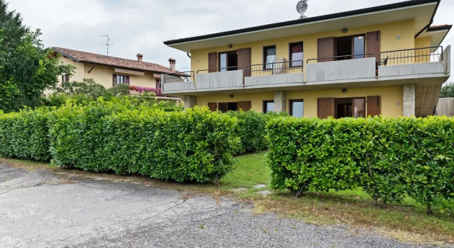Serene Holiday Home in Lazise With Private Swimming Pool, Prenota Casa vacanze Hotel a Veneto con piscina, Piscina