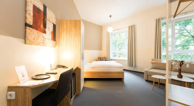 Четырёхместный номер Comfort Nu Wave Hotel Berlin - Digital Check-In