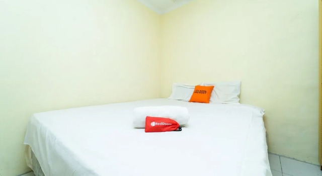 KoolKost Syariah near STIE Trianandra, Book Hotel Jakarta Jakarta Province