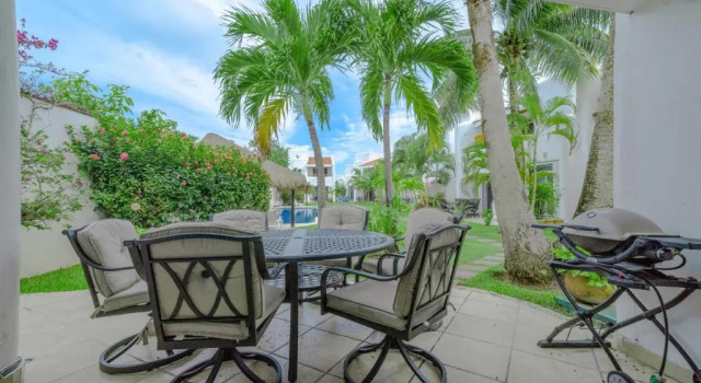Апартаменты Luxury 3 Bedroom Villa with Pool - At Playacar II - Mayamar G9