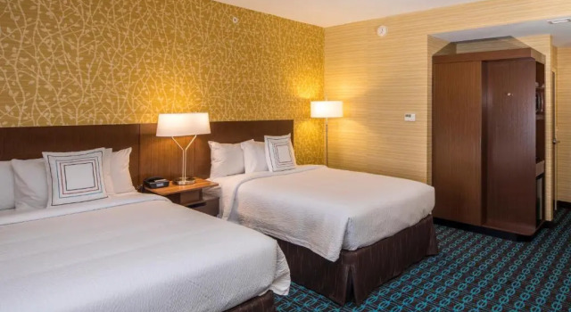 Двухместный люкс Fairfield Inn & Suites by Marriott Pittsburgh North/McCandless Crossing