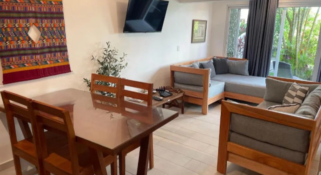 KITE BEACH Oceanfront LUXURY 1 BEDROOM - All new in 2022