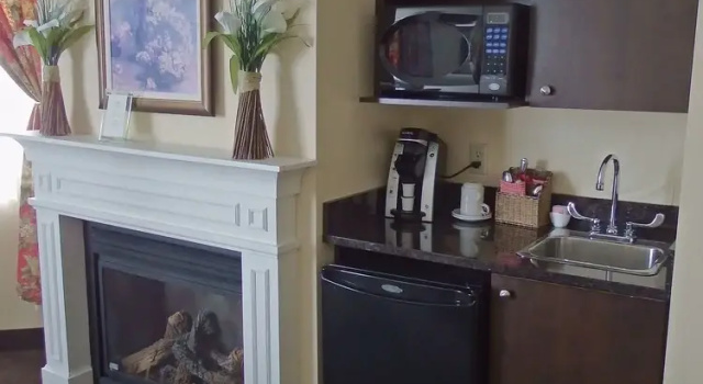 Номер Luxury Hotel Vallea Bromont, Tapestry Collection by Hilton