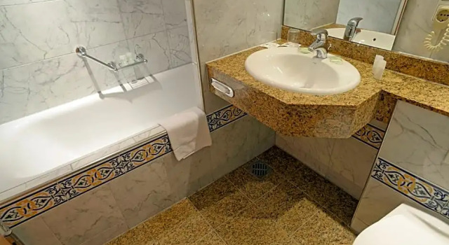 Двухместный номер Standard TOP Kongresshotel Europe