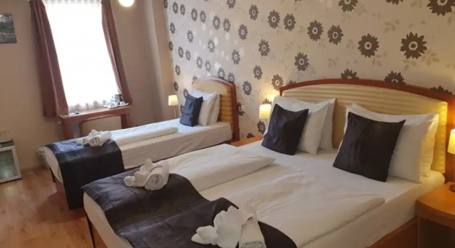 Трёхместный номер Superior Six Inn Hotel Budapest