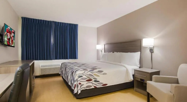 Номер Deluxe Red Roof Inn Lawrenceburg