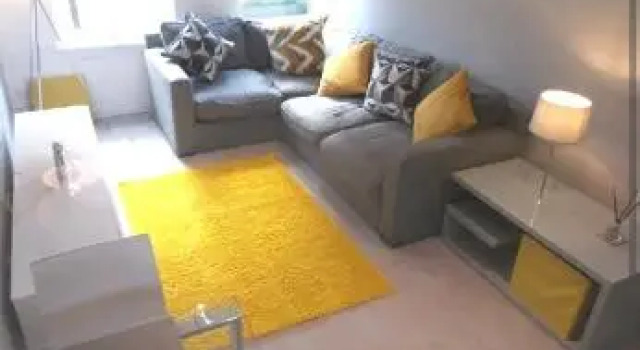 Caird gardens, Book Hotel Hamilton Lanarkshire