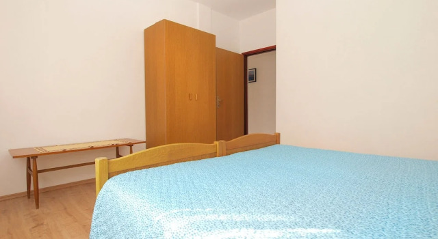 Apartment 1563