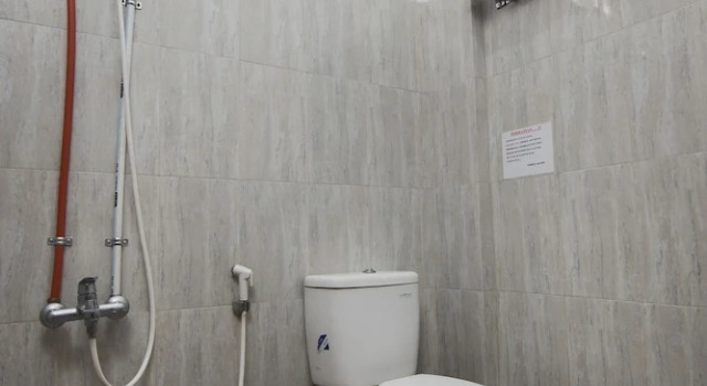 Люкс OYO 796 Penginapan Fergael