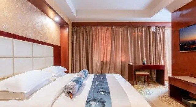 Люкс Business Oriental Pearl Hotel