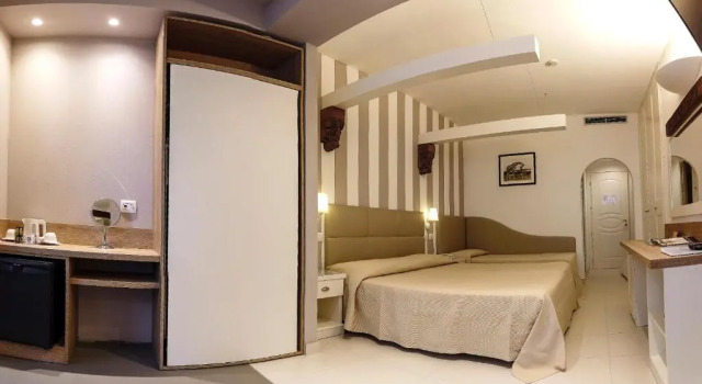 Hotel Derby Exclusive, Забронировать Отель Отели Червия с завтраком, Завтраки