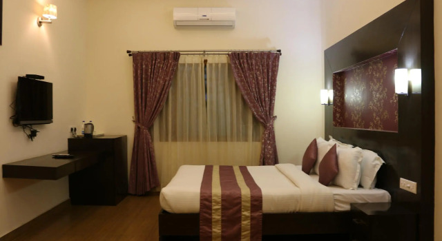 Oriole Resorts, Rezervovat Hotel Hotely v Bangalore s parkováním, Parkování