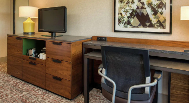 Двухместный номер Deluxe DoubleTree by Hilton San Francisco Airport