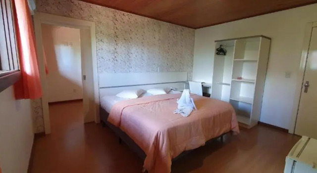 Четырёхместный номер Standard Hotel Alpen Hof