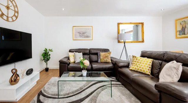 Classic 2 bed Apartment Situated in Mill Hill, Varaa Huoneisto Asunnot kohteessa Merseyside, Huoneisto