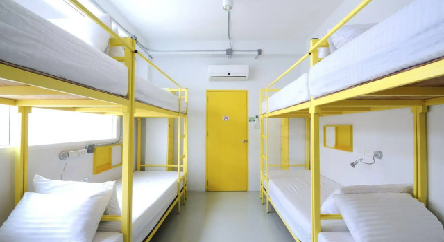 Jellybean Ezy Hostel Sathorn, Забронировать Хостел Хостелы Бангкока, рядом с Парк Бенчакити, Хостел