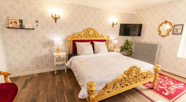 Номер Royal Private & Comfortable Apartments