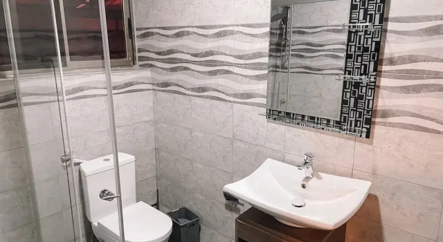 Студия Comfort Sky Suites East Legon