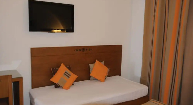 Одноместный номер Standard с балконом Hotel Menara