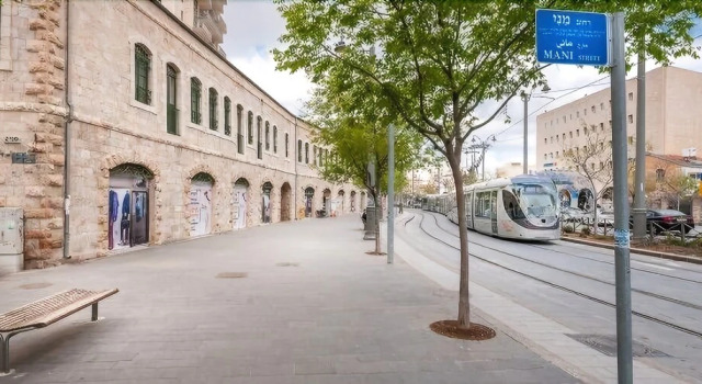 Luxury Loft 4 Bedrooms, Varaa Hotelli Jerusalem Jerusalem District