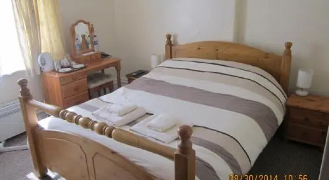Queen Mary Inn, Забронировать Отель Отели Пула 3 звезды, рядом с Poole Yacht Club, 3*