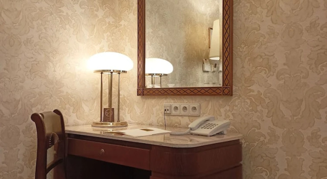 Номер Business Grand Hotel