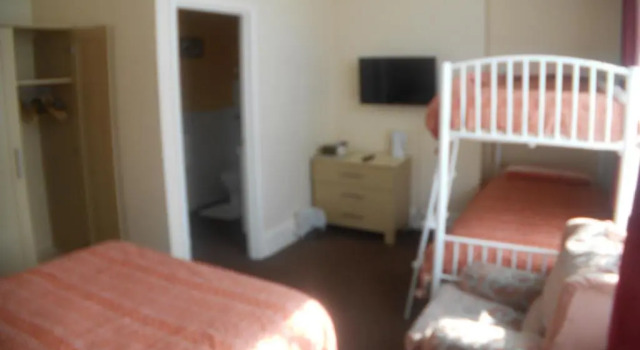 Четырёхместный номер Standard St Annes